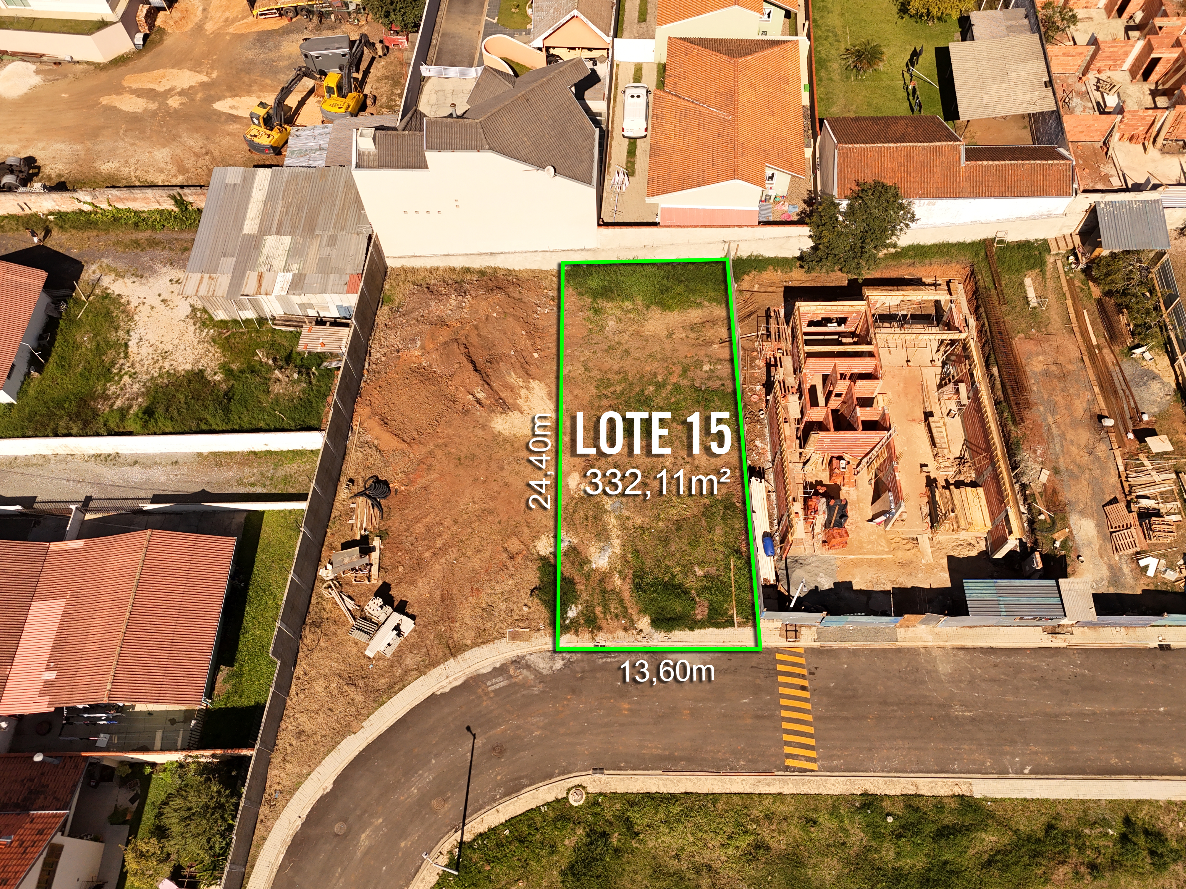 Vista aérea do Lote 15 demarcado no Casa Volpi Residencial Premium, 332,11m²